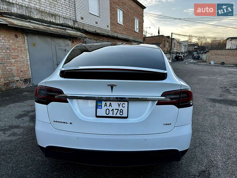 Позашляховик / Кросовер Tesla Model X 2018 в Білій Церкві
