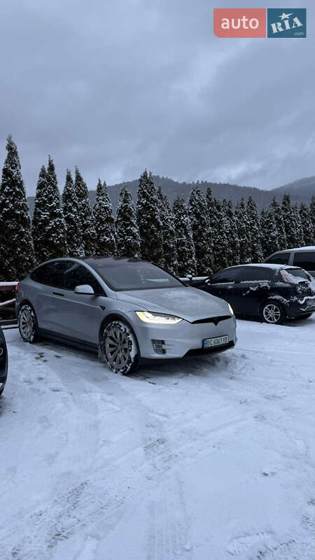 Tesla Model X 2017