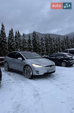 Внедорожник / Кроссовер Tesla Model X 2017 в 