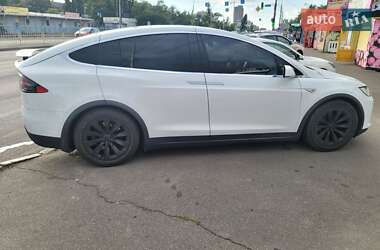 Внедорожник / Кроссовер Tesla Model X 2016 в 