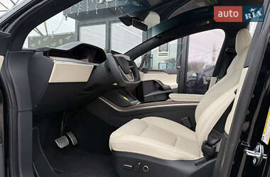 Позашляховик / Кросовер Tesla Model X 2021 в 