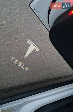 Внедорожник / Кроссовер Tesla Model X 2019 в 