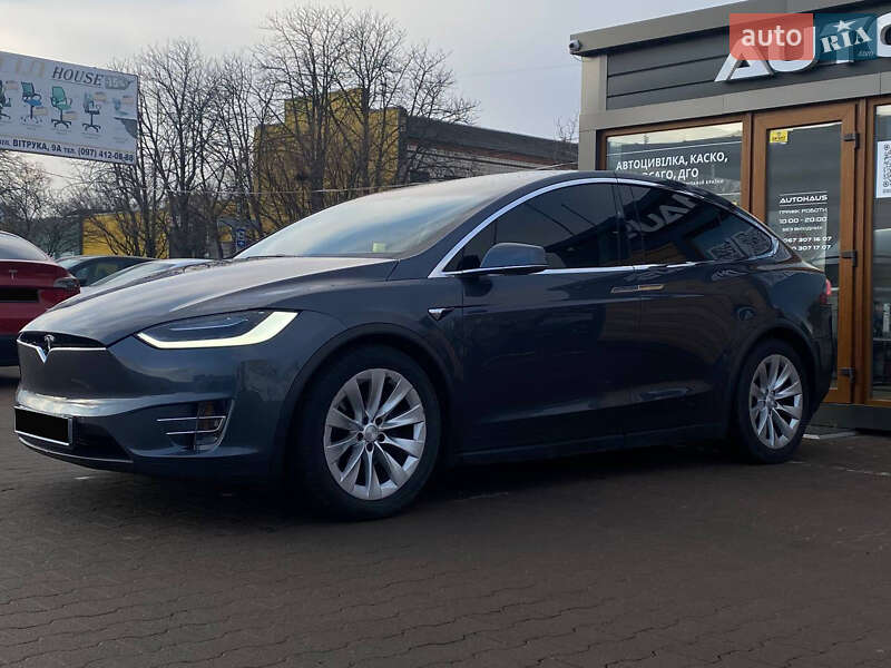 Позашляховик / Кросовер Tesla Model X 2018 в Житомирі