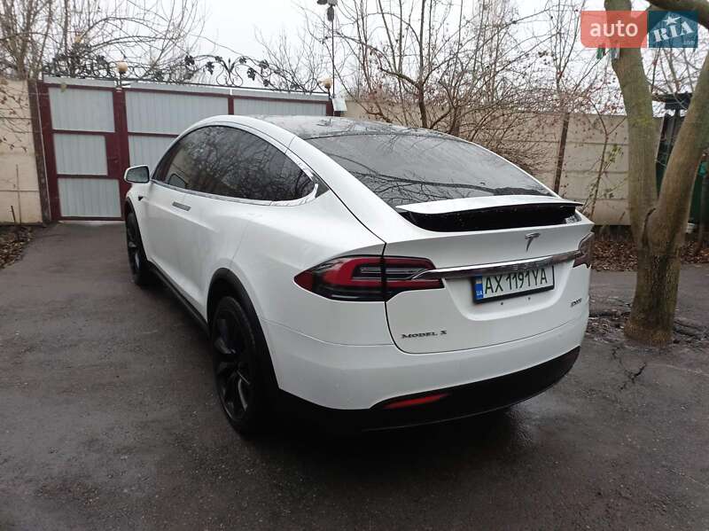 Внедорожник / Кроссовер Tesla Model X 2017 в Харькове