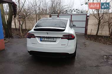 Внедорожник / Кроссовер Tesla Model X 2017 в 