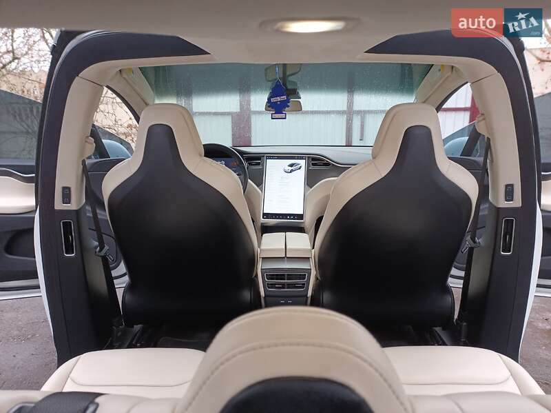 Внедорожник / Кроссовер Tesla Model X 2017 в Харькове