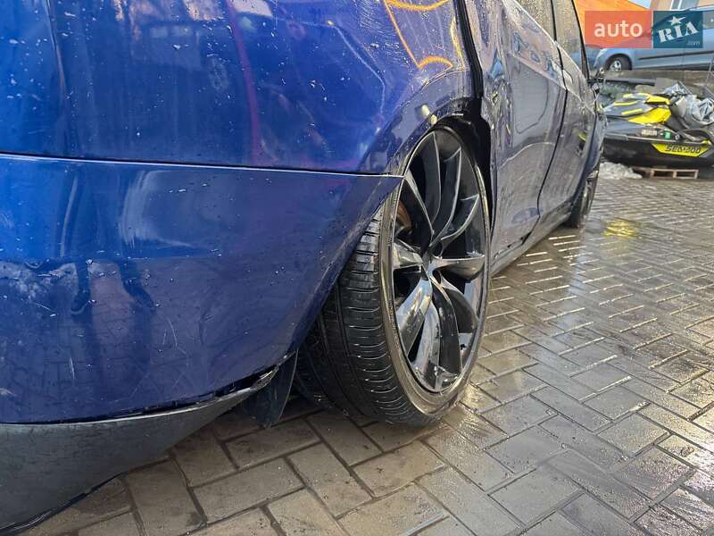 Позашляховик / Кросовер Tesla Model X 2017 в Луцьку фото 19 Позашляховик / Кросовер Tesla Model X 2017 в Луцьку