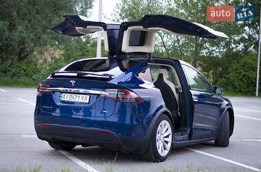 Внедорожник / Кроссовер Tesla Model X 2017 в Буче