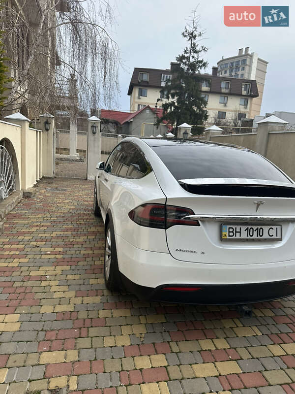 Позашляховик / Кросовер Tesla Model X 2018 в Одесі