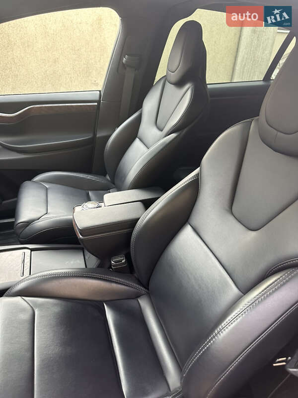 Позашляховик / Кросовер Tesla Model X 2018 в Одесі