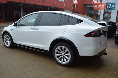 Внедорожник / Кроссовер Tesla Model X 2019 в 