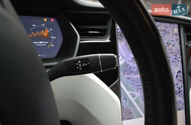 Внедорожник / Кроссовер Tesla Model X 2019 в 