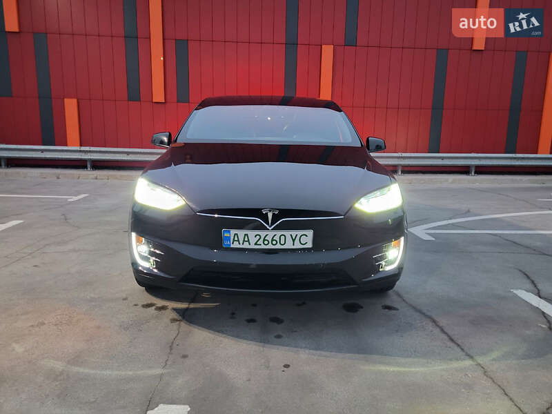 Позашляховик / Кросовер Tesla Model X 2020 в Києві