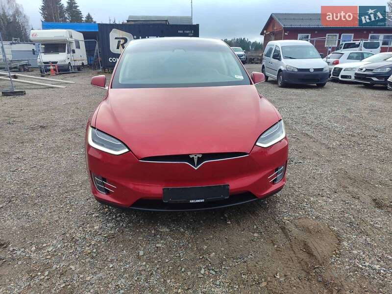Позашляховик / Кросовер Tesla Model X 2018 в Кропивницькому