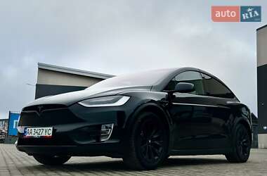 Позашляховик / Кросовер Tesla Model X 2017 в Тернополі