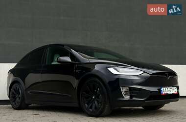 Позашляховик / Кросовер Tesla Model X 2017 в Тернополі