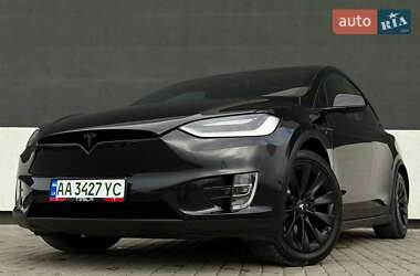 Позашляховик / Кросовер Tesla Model X 2017 в Тернополі