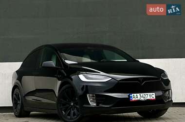 Позашляховик / Кросовер Tesla Model X 2017 в Тернополі