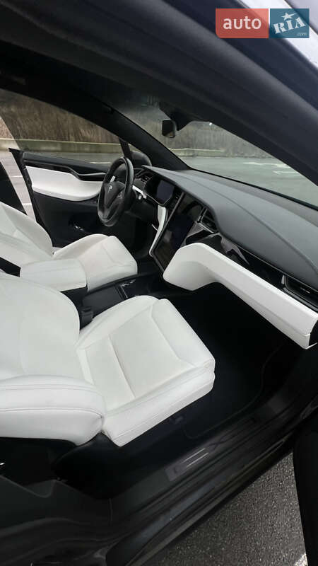 Позашляховик / Кросовер Tesla Model X 2018 в Бучі фото 17 Позашляховик / Кросовер Tesla Model X 2018 в Бучі