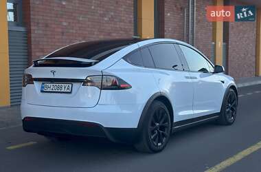 Позашляховик / Кросовер Tesla Model X 2022 в 
