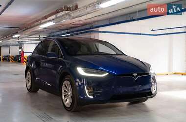 Позашляховик / Кросовер Tesla Model X 2018 в Києві