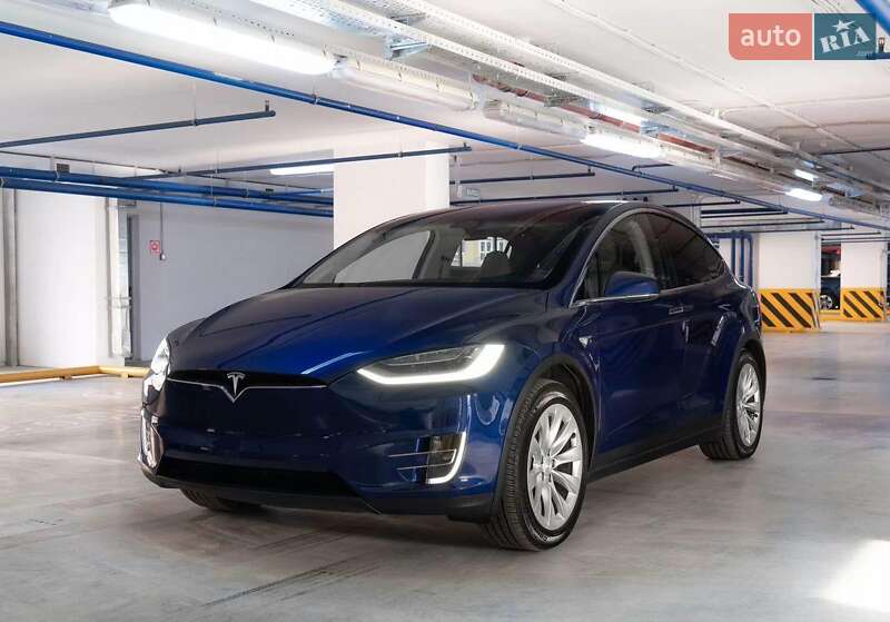 Позашляховик / Кросовер Tesla Model X 2018 в Києві