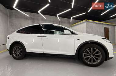 Внедорожник / Кроссовер Tesla Model X 2017 в Подольске