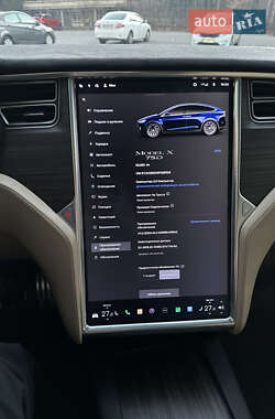 Внедорожник / Кроссовер Tesla Model X 2016 в 