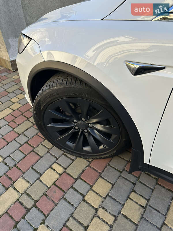 Позашляховик / Кросовер Tesla Model X 2018 в Одесі