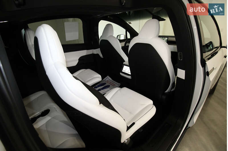 Внедорожник / Кроссовер Tesla Model X 2022 в Днепре
