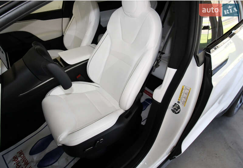 Внедорожник / Кроссовер Tesla Model X 2022 в Днепре