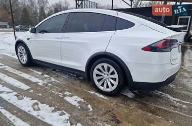 Внедорожник / Кроссовер Tesla Model X 2016 в 