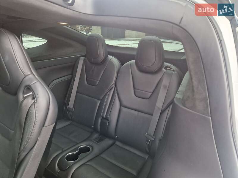 Позашляховик / Кросовер Tesla Model X 2016 в Львові фото 17 Позашляховик / Кросовер Tesla Model X 2016 в Львові