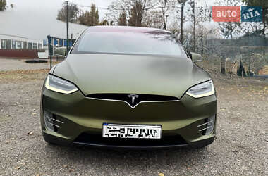 Позашляховик / Кросовер Tesla Model X 2020 в 