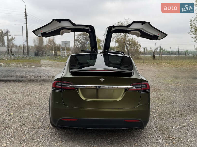 Внедорожник / Кроссовер Tesla Model X 2020 в Киеве