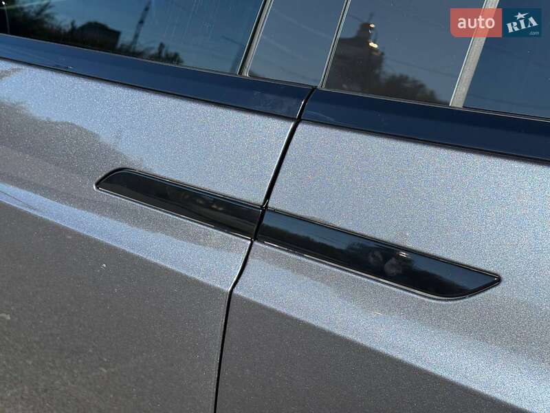 Внедорожник / Кроссовер Tesla Model X 2022 в Кривом Роге фото 28 Внедорожник / Кроссовер Tesla Model X 2022 в Кривом Роге