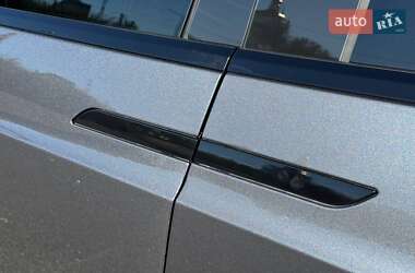 Внедорожник / Кроссовер Tesla Model X 2022 в 