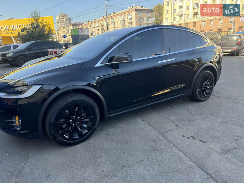 Внедорожник / Кроссовер Tesla Model X 2018 в Днепре