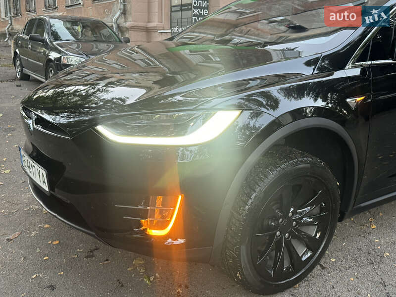 Внедорожник / Кроссовер Tesla Model X 2018 в Днепре