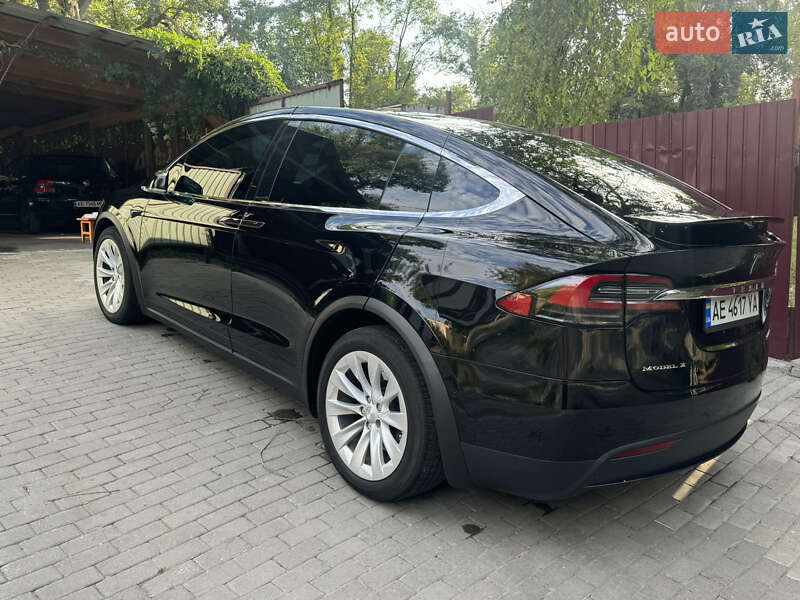 Внедорожник / Кроссовер Tesla Model X 2018 в Днепре