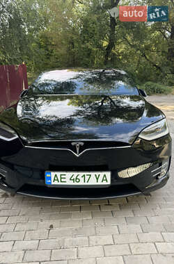 Внедорожник / Кроссовер Tesla Model X 2018 в 