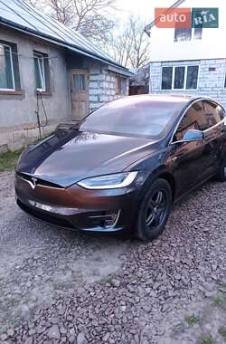 Внедорожник / Кроссовер Tesla Model X 2016 в 