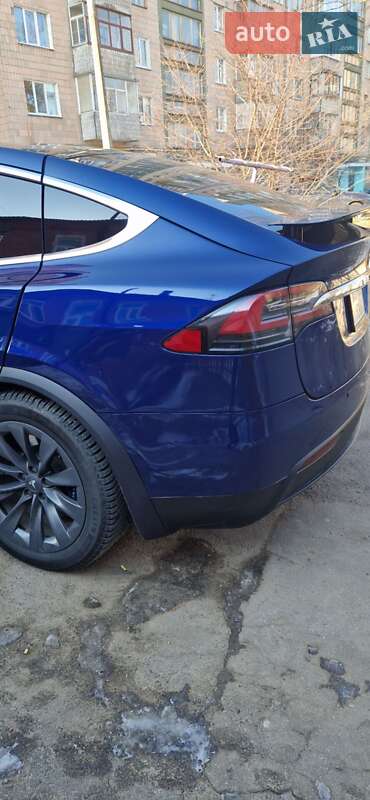 Позашляховик / Кросовер Tesla Model X 2018 в Черкасах фото 16 Позашляховик / Кросовер Tesla Model X 2018 в Черкасах