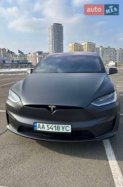 Позашляховик / Кросовер Tesla Model X 2024 в 