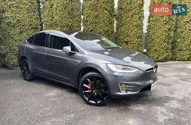 Позашляховик / Кросовер Tesla Model X 2016 в Березному