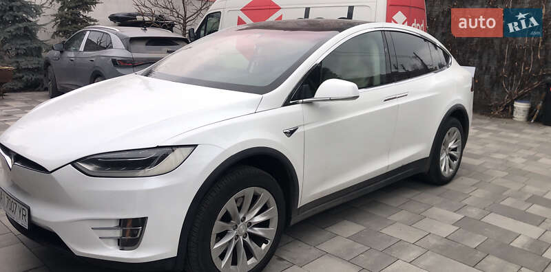 Позашляховик / Кросовер Tesla Model X 2018 в Білій Церкві фото 8 Позашляховик / Кросовер Tesla Model X 2018 в Білій Церкві