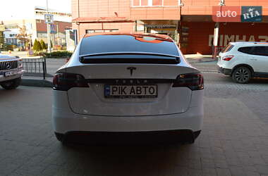 Внедорожник / Кроссовер Tesla Model X 2020 в 