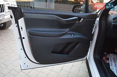 Внедорожник / Кроссовер Tesla Model X 2020 в 