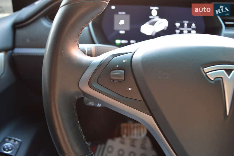 Внедорожник / Кроссовер Tesla Model X 2020 в Львове