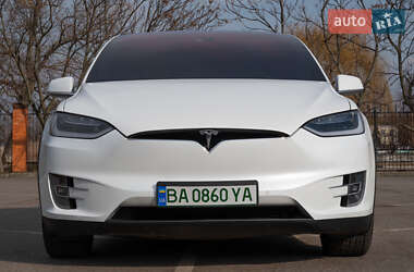 Позашляховик / Кросовер Tesla Model X 2016 в 